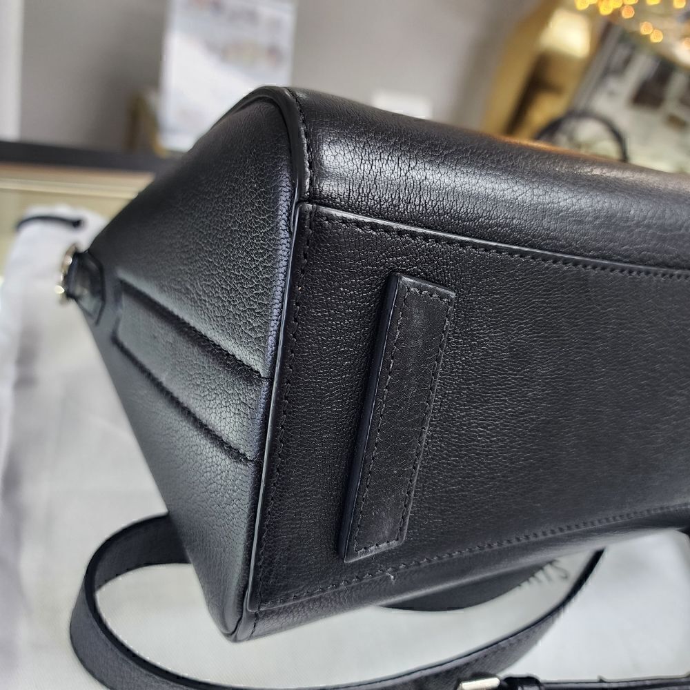 NWT Givenchy Antigona Black Leather Crossbody Handbag - Picture 7 of 11